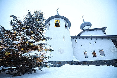 Лукашенко зажег рождественскую свечу в храме в Минском районе