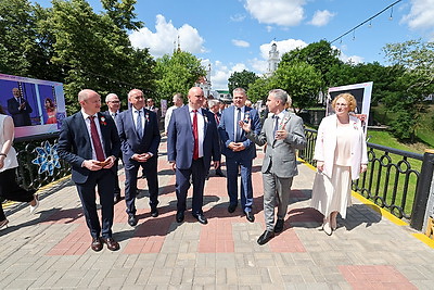 Выставка БЕЛТА \"35 мгновений фестиваля\" открылась в Витебске