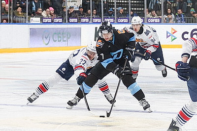 Хоккеисты \"Динамо\" не сумели поразить ворота \"Металлурга\" в домашнем матче