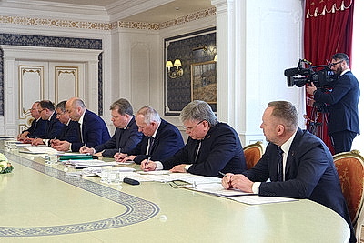 Лукашенко собрал совещание с руководством Совмина