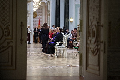 Представительницы сферы ЖКХ побывали с экскурсией во Дворце Независимости