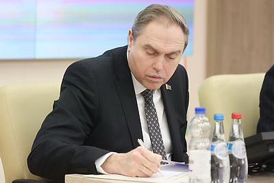 Белорусские и российские медики намерены провести совместные исследования в области редких генетических болезней