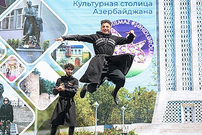 Национальные подворья ярко представлены на фестивале культур в Гродно