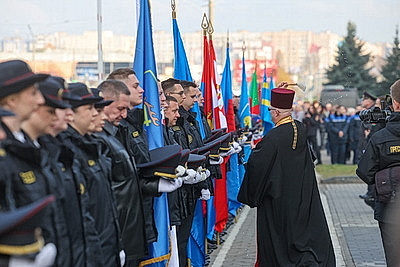 Парад, открытие здания, ключи - новоселам. В Гродно отметили День образования подразделений охраны
