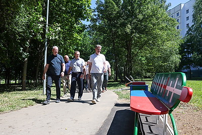Кочанова осмотрела зоны отдыха для жителей столицы