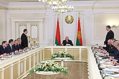 Лукашенко о перспективах Витебской области: нужен пошаговый антикризисный план