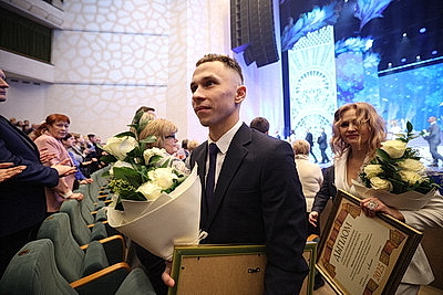 Лукашенко вручил премии \"За духовное возрождение\" и спецпремии Президента