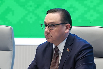 В съезде партии \"Белая Русь\" участвуют около 600 делегатов со всей страны