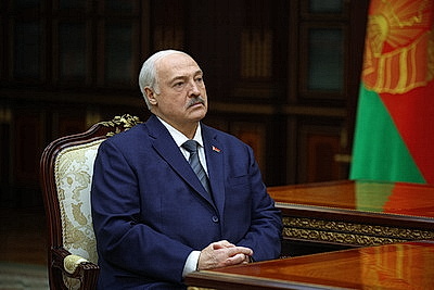 Лукашенко принял с докладом Кочанову