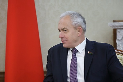 Парламентская делегация Казахстана прибыла с визитом в Беларусь