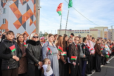 Подарок к \"Дажынкам\". Калинковичский краеведческий музей отметил новоселье