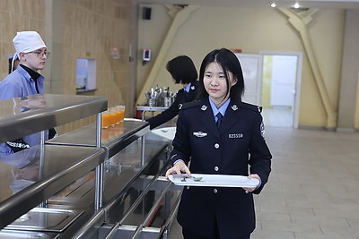 Курсанты Пекинского полицейского института проходят стажировку на базе Могилевского института МВД