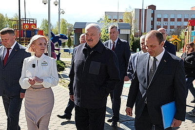 Пример райцентра с развитой социальной инфраструктурой. Что Лукашенко показали в Петрикове