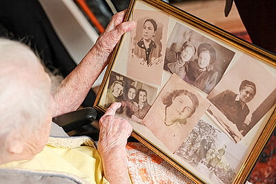 \"Цените мир и оставайтесь человечными\". 101-летняя ветеран труда из Гомеля напутствовала молодежь