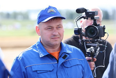Лукашенко встретился с передовиками уборочной кампании в Минском районе