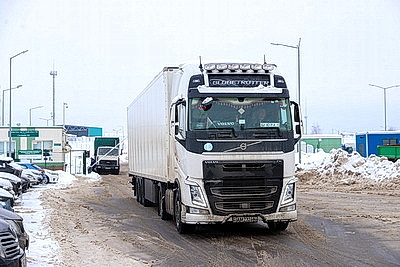 Применение навигационных пломб при грузоперевозках через страны ЕАЭС стартовало с 11 февраля