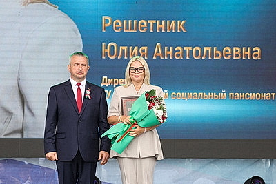 С благодарностью за мир. Торжественное шествие в День Независимости объединило более 20 тыс. жителей и гостей Гомеля