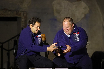 Спектакль \"Штурм\" представили актеры театра Черноморского флота им. Б.Лавренева в Брестской крепости