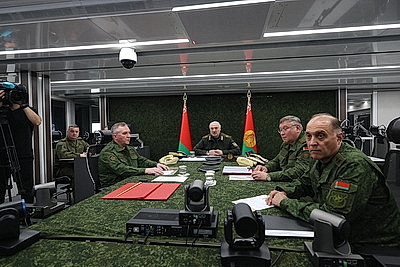 Лукашенко принял участие в совместной с Россией тренировке ядерных сил