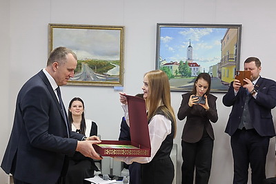 Председатель Могилевского облисполкома встретился с лучшими молодыми специалистами области