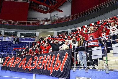 Хоккеисты \"Юности\" победили \"Неман\" на старте плей-офф экстралиги