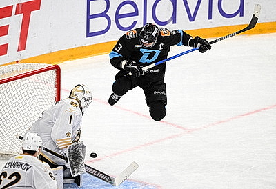 Форвард \"Динамо\" Шипачев набрал тысячный балл в карьере в КХЛ