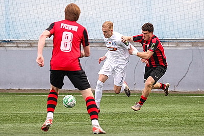 Минское \"Динамо\" вышло в лидеры футбольного чемпионата Беларуси