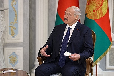 Лукашенко и Мирзиёев встретились для переговоров во Дворце Независимости