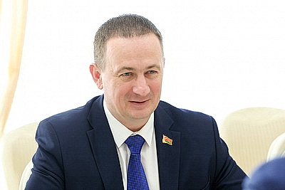 Турчин провел встречу с делегацией деловых кругов Узбекистана