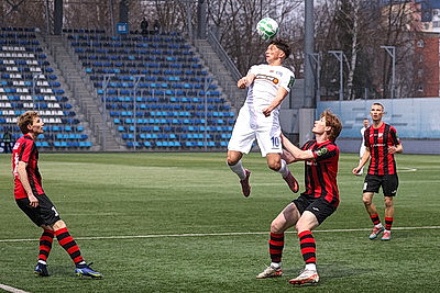 Минское \"Динамо\" вышло в лидеры футбольного чемпионата Беларуси