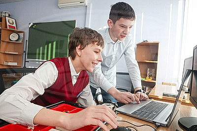 Лучшие в стране: как кузница талантов в Могилеве стала флагманом допобразования