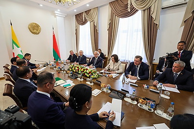 Кочанова и Сергеенко встретились с Президентом Республики Союз Мьянма