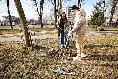 Весенняя уборка началась на улицах Минска