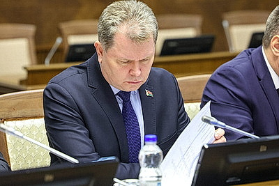 Правительство усиливает контроль за выполнением отраслевых показателей в промышленности