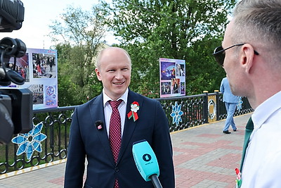 Выставка БЕЛТА \"35 мгновений фестиваля\" открылась в Витебске