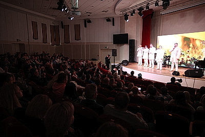 Около 100 участников собрал в Минске фестиваль \"Наши голоса\"