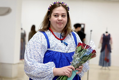 С точностью в деталях. В Витебске открылась выставка народного костюма от молодого дизайнера