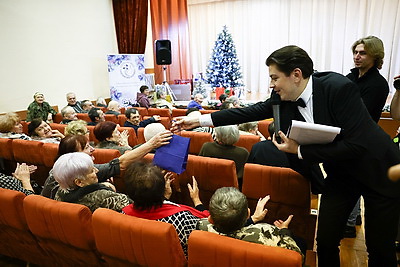 Лучик света для мира в душе. БСЖ устроил праздник для проживающих пансионата в Столбцовском районе