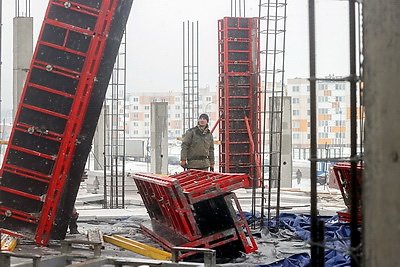 Физкультурно-оздоровительный комплекс строится в Петрикове