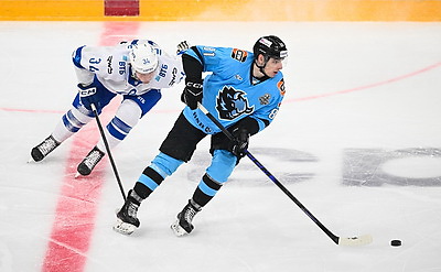 Минское \"Динамо\" одержало вторую победу в серии первого раунда плей-офф КХЛ