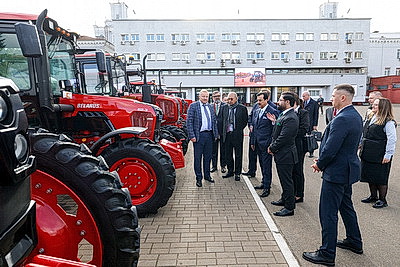 Поставки техники и сборочное производство: делегация Пакистана посетила МТЗ