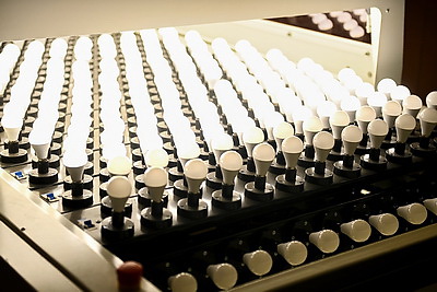 Пархомчик нацелил Брестский электроламповый завод на увеличение производства