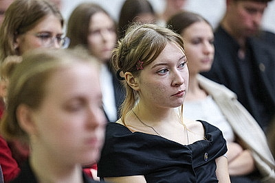 \"Разговор без галстуков\" состоялся в Академии управления