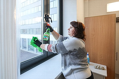 Около 800 человек присоединились к субботнику на готовящейся к сдаче больнице в Гродно