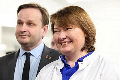 Пять аппаратов ИВЛ передали Городской клинической больнице скорой медицинской помощи