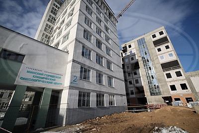 Монолитные работы завершены. В центре Минска возводят восьмиэтажный корпус онкологического центра