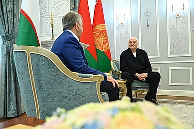 Лукашенко и Мирзиёев проводят встречу