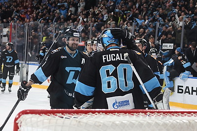 Минские динамовцы на родном льду разгромили \"Спартак\"