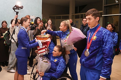 Белорусская делегация вернулась с зимних Паралимпийских игр