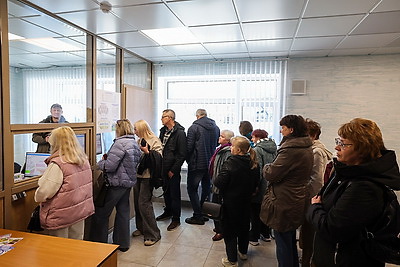 \"Ждала полтора часа\". Как на старте продаж разлетались билеты на \"Славянский базар\"